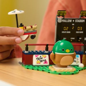 Squishmallows Avery’s Ball Game Building Set